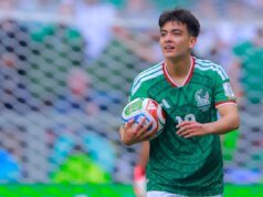 El adolescente mexicano Gilberto Mora hizo historia con su debut ante Ecuador