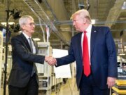 Trump ha prometido tomar represalias con multas de la UE contra Apple y otros gigantes tecnológicos estadounidenses