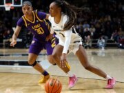 El torneo de baloncesto femenino de la NCAA contará con los 16 mejores equipos en 2027 según True Rankings